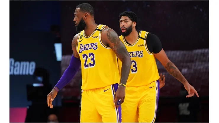 LeBron and Davis are the best duo in the league right now. (Getty)