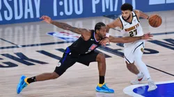 Kawhi Leonard guarding Jamal Murray. (Getty)