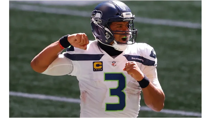 Wilson has 9 TD passes through 2 weeks. (Getty)