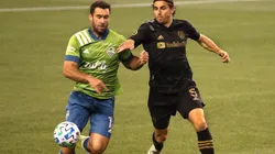 Will Bruin of Seattle Sounders (left) and Dejan Jakovic of LAFC (right). (Getty)