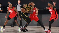 Robert Covington guarding LeBron James. (Getty)