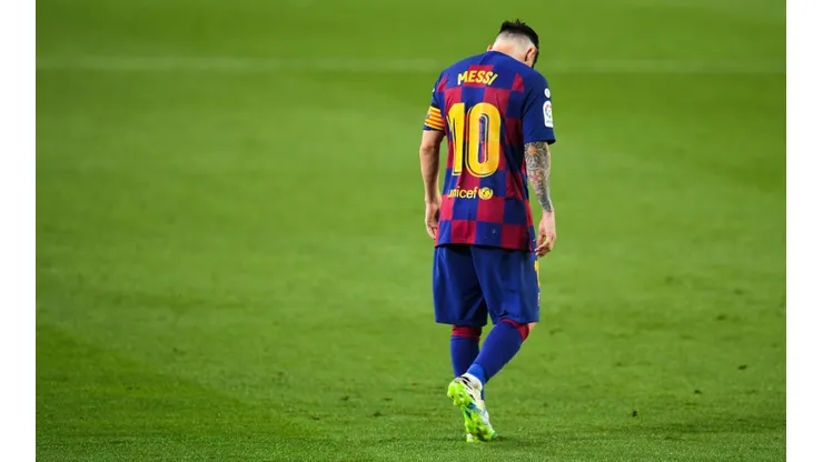 Lionel Messi's future remains in doubt as his father hasn't reached an agreement with Barcelona (Getty).