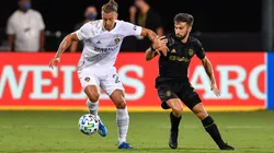 LA Galaxy vs. LAFC: Rolf Feltscher of the Galaxy (left) and Diego Rossi of LAFC fight for the ball (Getty).