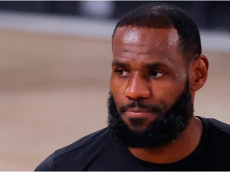 Twitter blasts LeBron James over hilarious bald spot