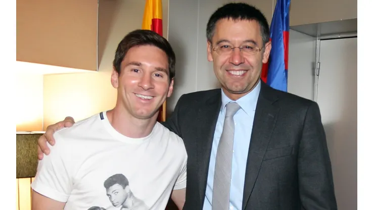 Barcelona's star Lionel Messi and club's president Josep Maria Bartomeu (Getty).