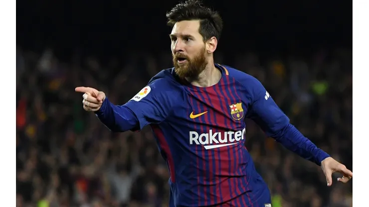 Manchester City reportedly plan to offer Lionel Messi a 3-year contract (Getty).