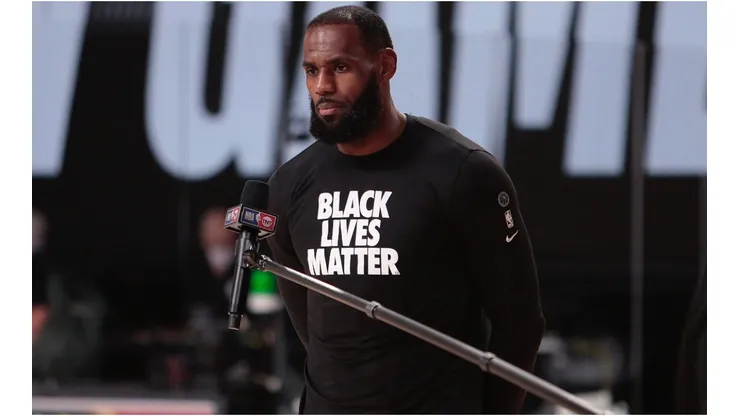 LeBron James was the first player to leve the meeting. (Getty)