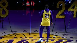 Los Angeles Lakers: LeBron James honors the late Kobe Bryant at Staples Center. (Getty)