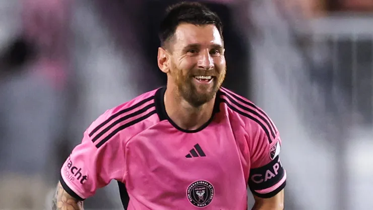 Lionel Messi #10 of Inter Miami celebrates after scoring the team's first goal against the Atlanta United during the second half at Chase Stadium on May 29, 2024 in Fort Lauderdale, Florida.