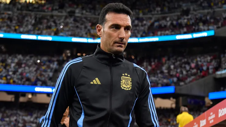 Lionel Scaloni, Head Coach of Argentina gestures during the CONMEBOL Copa America 2024 quarter-final match
