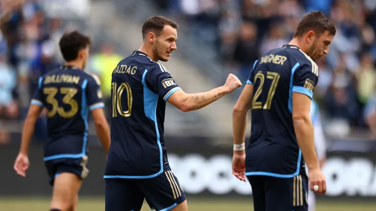 Dániel Gazdag celebrates Philadelphia Union's victory.
