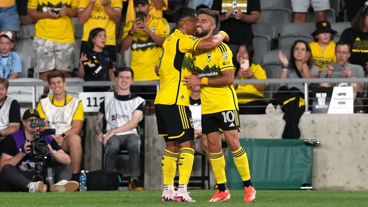 Diego Rossi (10) celebrates one of his two goals in Columbus Crew's victory.