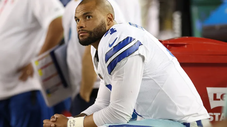 Dak Prescott #4 of the Dallas Cowboys reacts on the bench during the fourth quarter against the San Francisco 49ers at Levi's Stadium on October 08, 2023 in Santa Clara, California.