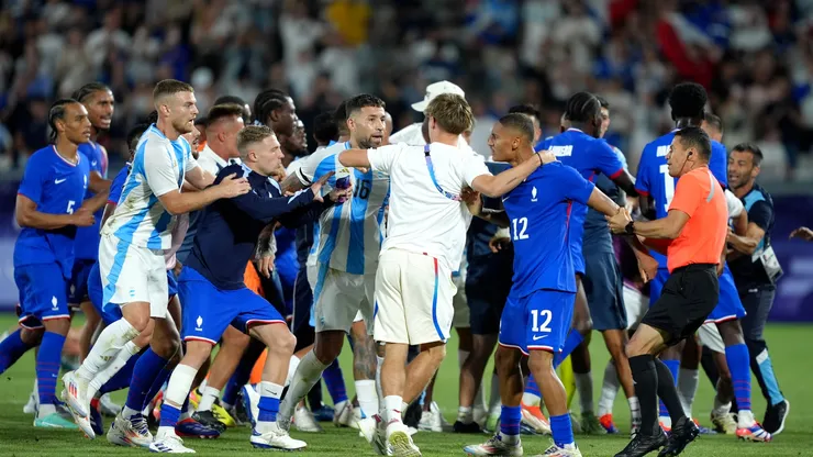 Nicolas Otamendi #16 of Team Argentina and Enzo Millot #12 of Team France clash after the Men's Quarterfinal match between France and Argentina during the Olympic Games Paris 2024.