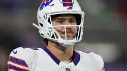 Josh Allen #17 of the Buffalo Bills warms up prior to the game against the Baltimore Ravens at M&T Bank Stadium on September 29, 2024 in Baltimore, Maryland.