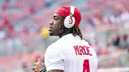 Jalen Milroe #4 of the Alabama Crimson Tide warms up prior to kickoff against the South Florida Bulls at Bryant-Denny Stadium on September 7, 2024 in Tuscaloosa, Alabama.