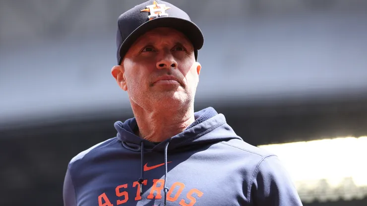 Manager Joe Espada #19 of the Houston Astros looks on before the game against the Seattle Mariners at T-Mobile Park.