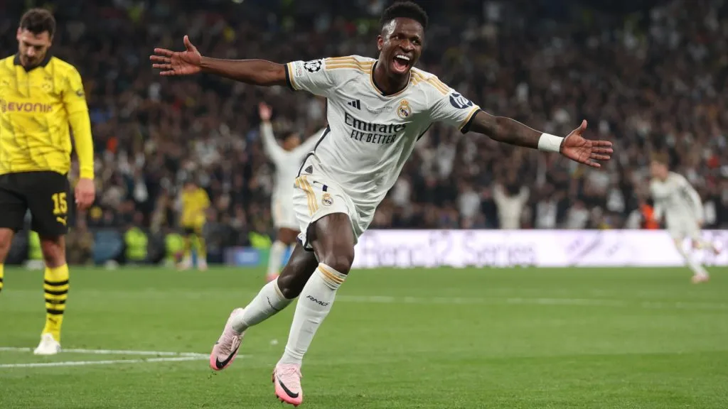 Vinicius Junior of Real Madrid celebrates scoring his team's second goal during the UEFA Champions League 2023/24 Final match between Borussia Dortmund and Real Madrid CF at Wembley Stadium on June 01, 2024 in London, England.