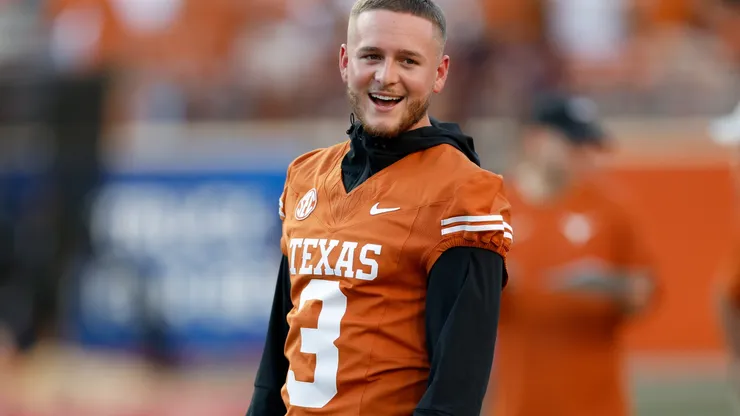 Quinn Ewers #3 of the Texas Longhorns watches players warm up before the game against the Louisiana Monroe Warhawks at Darrell K Royal-Texas Memorial Stadium on September 21, 2024 in Austin, Texas.