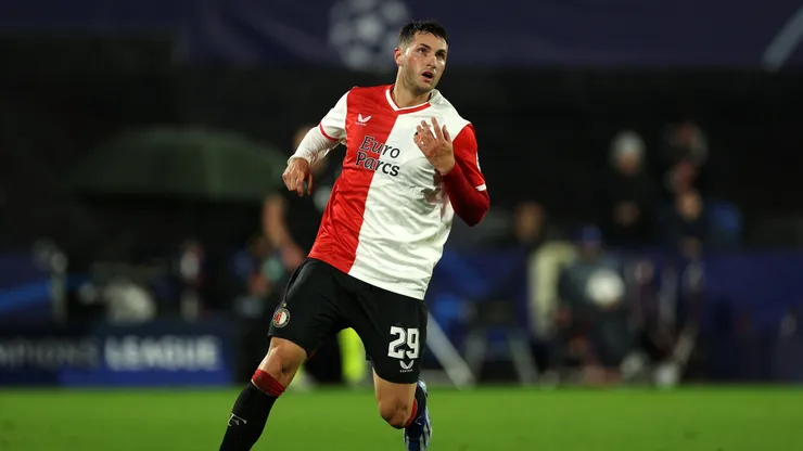 Santiago Giménez of Mexico