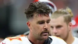 Travis Kelce #87 of the Kansas City Chiefs walks off the field during the second quarter against the Atlanta Falcons at Mercedes-Benz Stadium on September 22, 2024 in Atlanta, Georgia.
