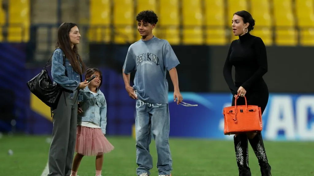 georgina rodriguez and the kids