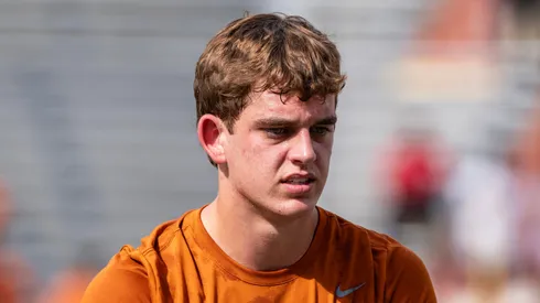 Arch Manning 16 of the Texas Longhorns during pregame warmups before the game vs the UTSA Roadrunners at DKR-Memorial Stadium.