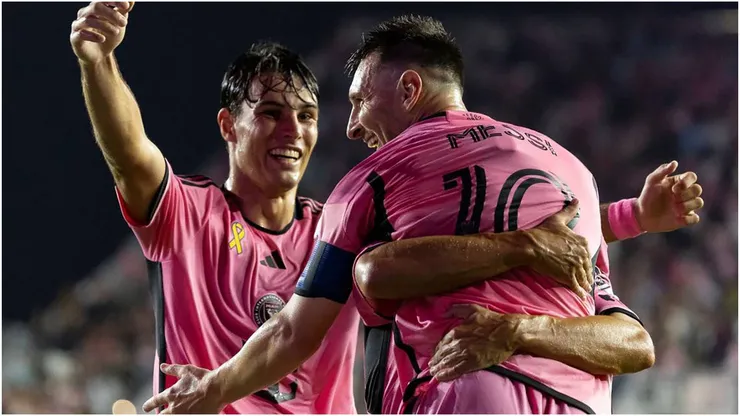 Inter Miami forward Lionel Messi (10) celebrates with teammates