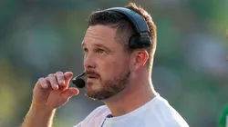 EUGENE, OREGON - AUGUST 31: Head Coach Dan Lanning of the Oregon Ducks looks up at the scoreboard during a timeout in the third quarter in the game against the Idaho Vandals at Autzen Stadium