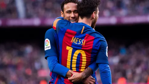 BARCELONA, SPAIN - FEBRUARY 04: Lionel Messi (R) of FC Barcelona celebrates with his teammate Neymar Santos Jr after scoring his team's second goal during the La Liga match between FC Barcelona and Athletic Club at Camp Nou stadium on February 4, 2017 in Barcelona, Spain. (Photo by Alex Caparros/Getty Images)