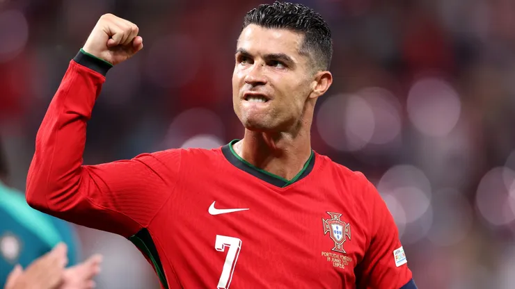 Cristiano Ronaldo of Portugal acknowledges the fans as he celebrates victory after the UEFA EURO 2024 group stage match between Portugal and Czechia at Football Stadium Leipzig on June 18, 2024 in Leipzig,