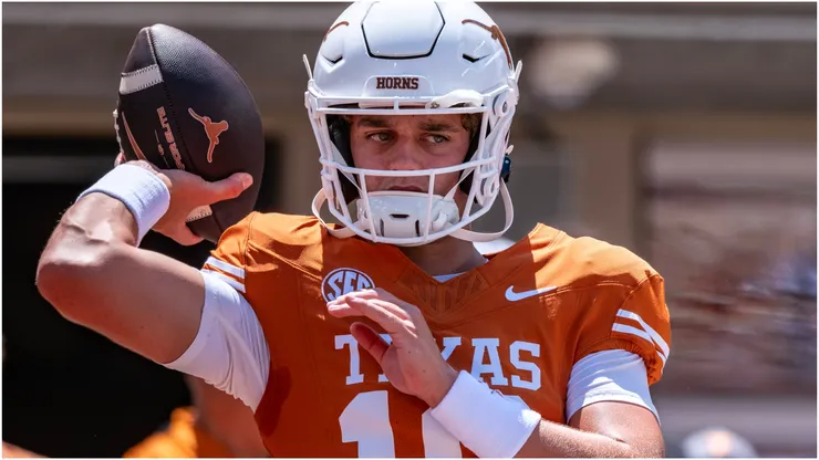 Arch Manning of the Texas Longhorns