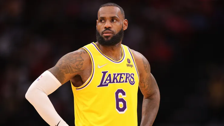 LeBron James #6 of the Los Angeles Lakers in action against the Houston Rockets