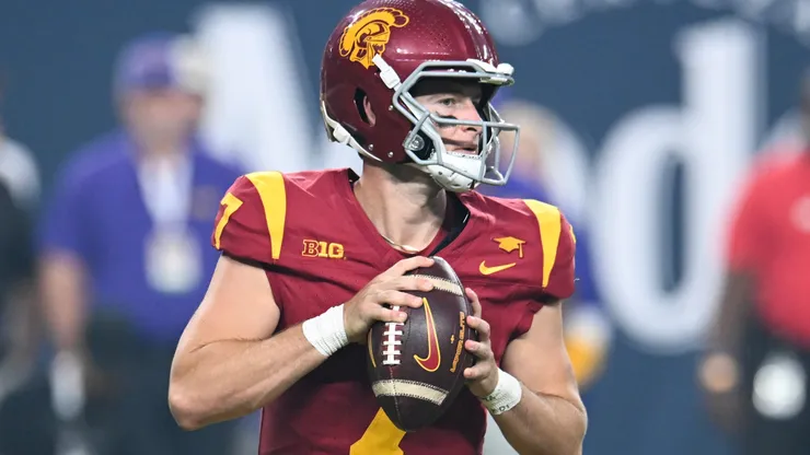 Miller Moss #7 of the USC Trojans throws against the LSU Tigers in the third quarter of the Vegas Kickoff Classic at Allegiant Stadium on September 01, 2024 in Las Vegas, Nevada. The Trojans defeated the Tigers 27-20.