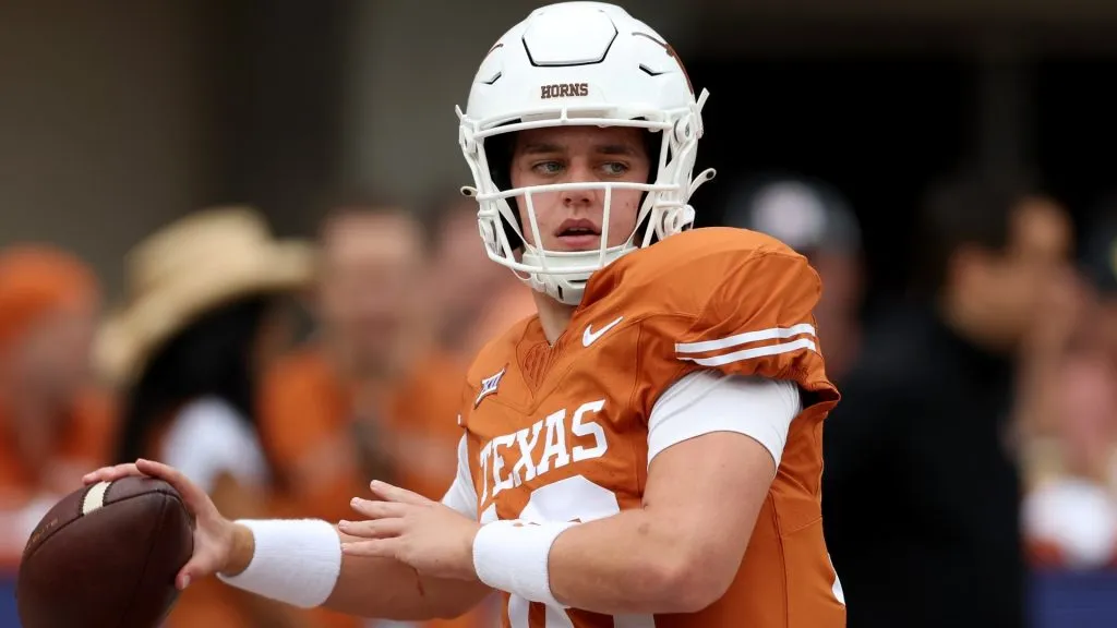 Arch Manning #16 of the Texas Longhorns warms up before the game against the Kansas State Wildcats at Darrell K Royal-Texas Memorial Stadium on November 04, 2023 in Austin, Texas.