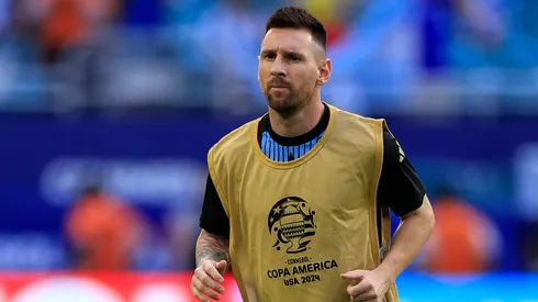 Lionel Messi of Argentina warms up prior to the CONMEBOL Copa America 2024 Final match between Argentina and Colombia