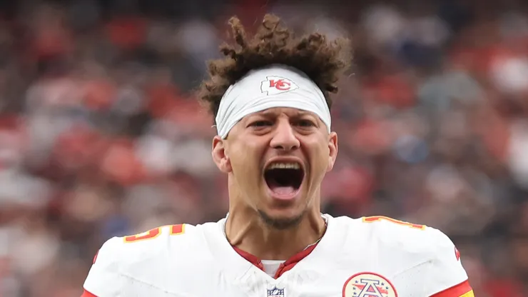 Patrick Mahomes #15 of the Kansas City Chiefs yells prior to a game against the Las Vegas Raiders at Allegiant Stadium on October 27, 2024 in Las Vegas, Nevada.
