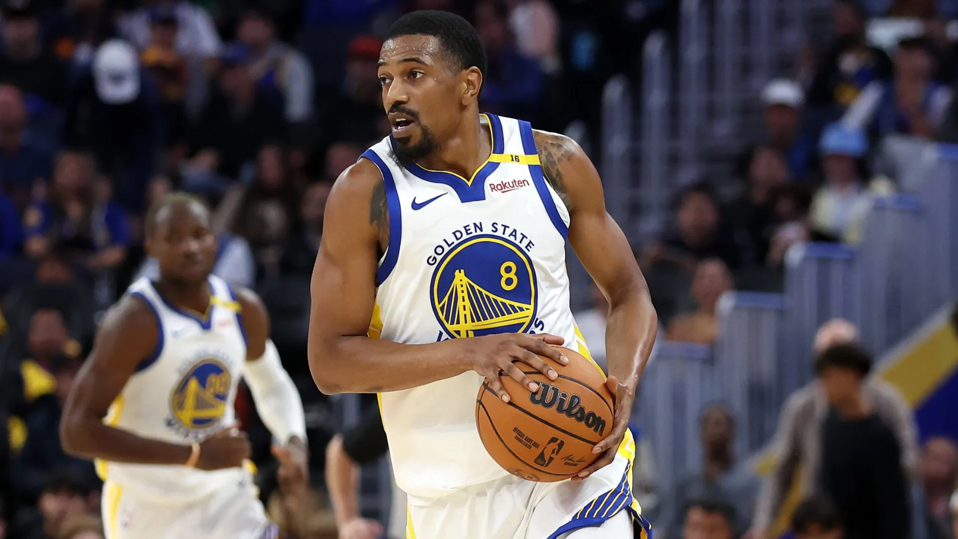 De'Anthony Melton dribbling