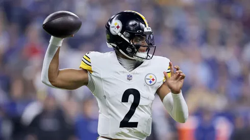 Justin Fields quarterback of the Pittsburgh Steelers