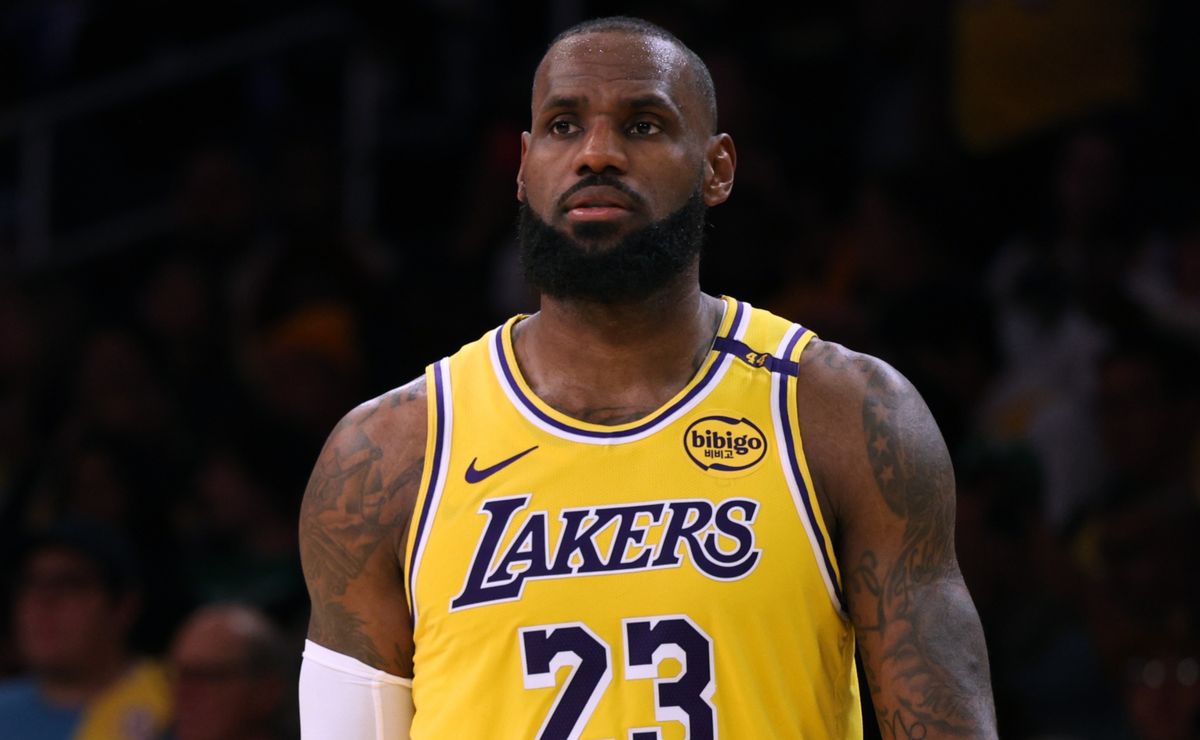 Lakers star LeBron James sets ambitious goal for 2024-25 NBA Season ...