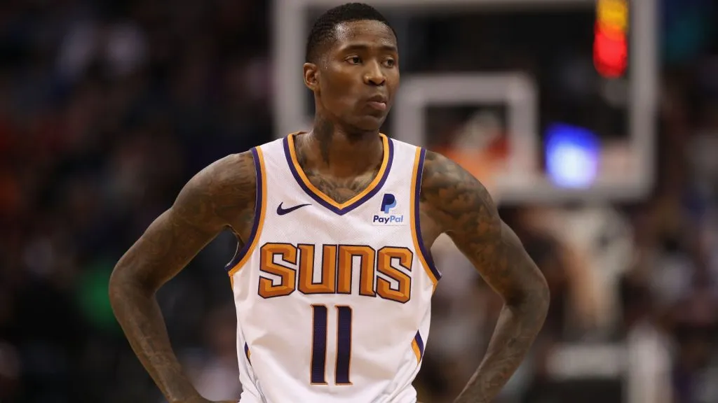 Jamal Crawford #11 of the Phoenix Suns during the second half of the NBA game against the Golden State Warriors at Talking Stick Resort Arena on December 31, 2018 in Phoenix, Arizona.