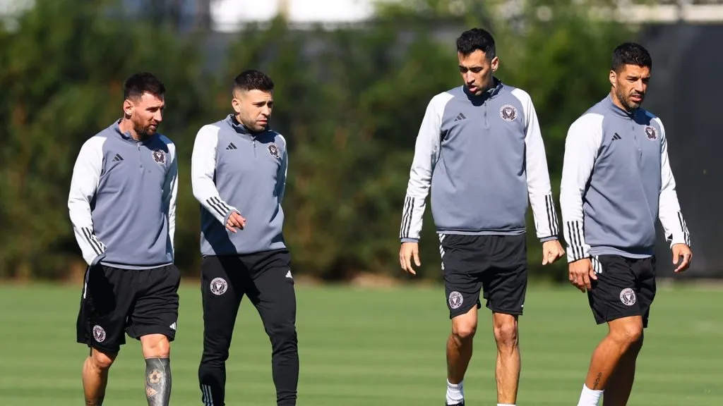 messi busquets alba suarez