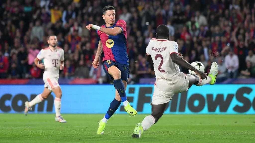 Robert Lewandowski of FC Barcelona scores his team’s second goal during the UEFA Champions League 2024/25 League Phase MD3 match between FC Barcelona and FC Bayern Munchen (David Ramos/Getty Images)