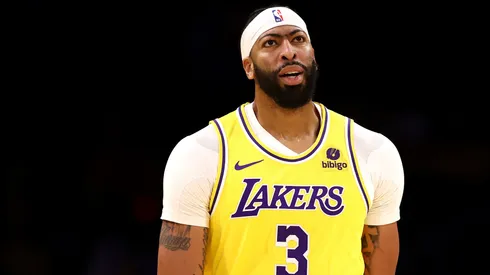 Anthony Davis #3 of the Los Angeles Lakers reacts to a play during the first quarter against the Orlando Magic