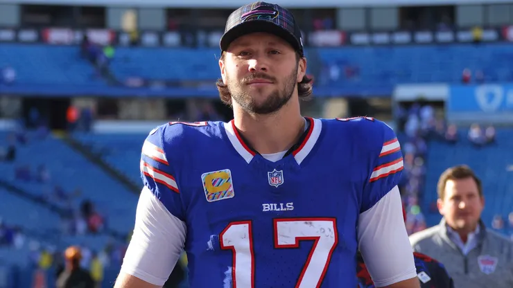 Josh Allen #17 of the Buffalo Bills celebrates after defeating the Tennessee Titans 34-10 at Highmark Stadium on October 20, 2024 in Orchard Park, New York.