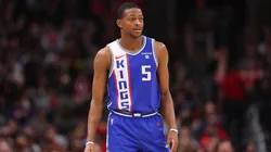 De'Aaron Fox #5 of the Sacramento Kings looks on against the Chicago Bulls