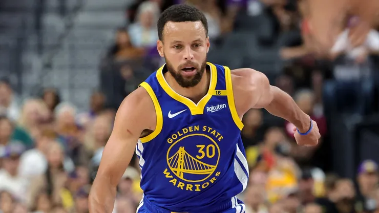 Stephen Curry #30 of the Golden State Warriors brings the ball up the court against the Los Angeles Lakers in the first quarter of their preseason game at T-Mobile Arena at T-Mobile Arena on October 15, 2024 in Las Vegas, Nevada. The Warriors defeated the Lakers 111-97.