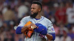Luis Severino #40 of the New York Mets reacts after giving up a single to Ramon Laureano #18 of the Atlanta Braves in the third inning at Truist Park on September 24, 2024 in Atlanta, Georgia.