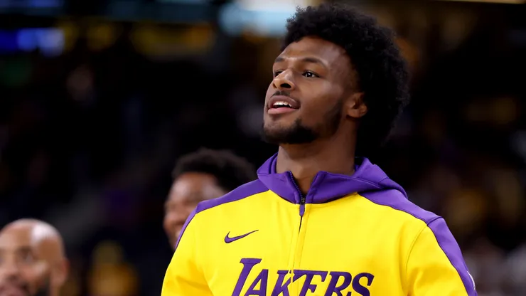 Bronny James #9 of the Los Angeles Lakers looks on during warm ups prior to the game against the Phoenix Suns