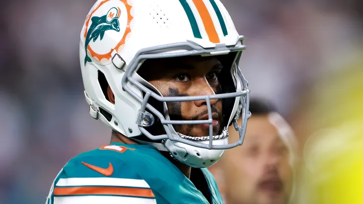 Tua Tagovailoa #1 of the Miami Dolphins looks on against the Buffalo Bills during the third quarter in the game at Hard Rock Stadium on September 12, 2024 in Miami Gardens, Florida.
